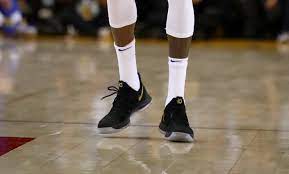 5 Reasons Why Basketball Players Wear Long Socks